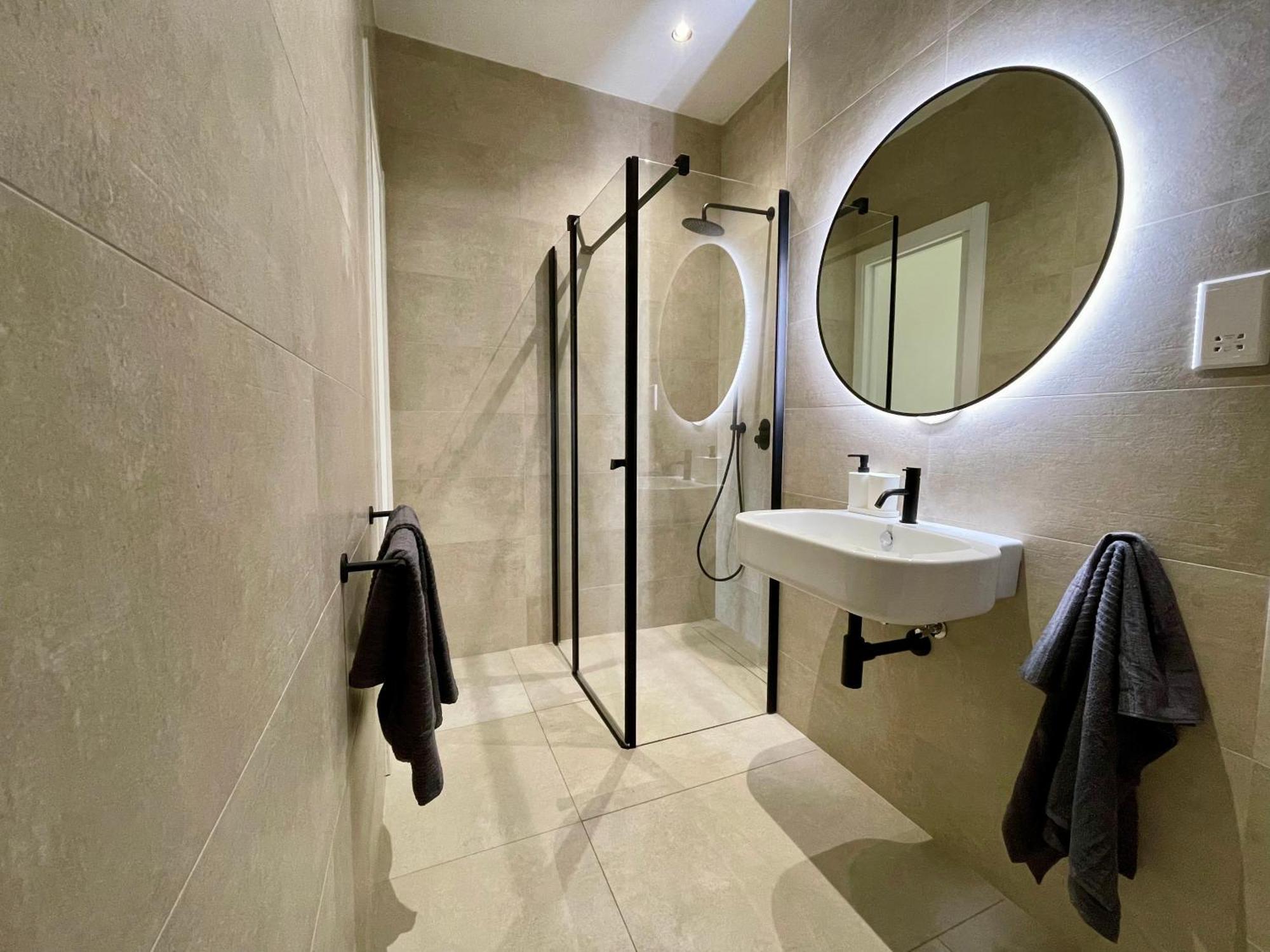 Bugibba Square Seafront Lux Apartments By Holi เซนต์พอลส์เบย์ ภายนอก รูปภาพ