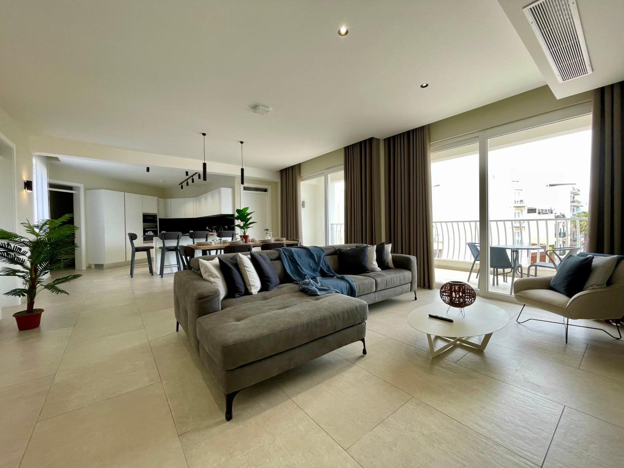 Bugibba Square Seafront Lux Apartments By Holi เซนต์พอลส์เบย์ ภายนอก รูปภาพ