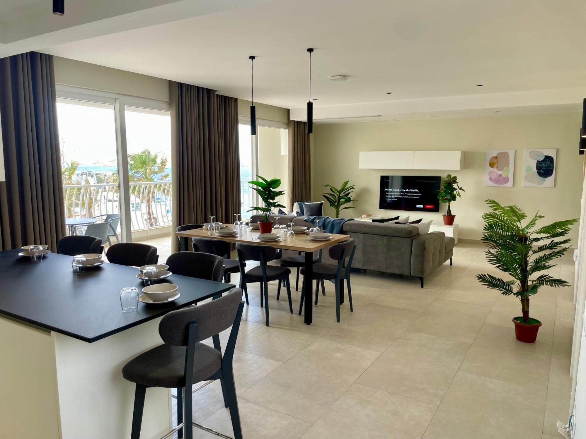 Bugibba Square Seafront Lux Apartments By Holi เซนต์พอลส์เบย์ ภายนอก รูปภาพ