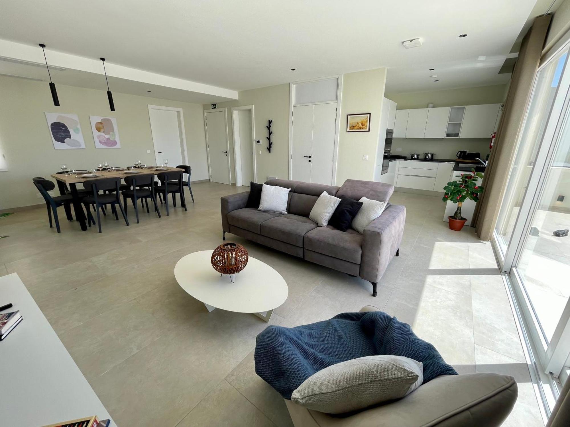Bugibba Square Seafront Lux Apartments By Holi เซนต์พอลส์เบย์ ภายนอก รูปภาพ