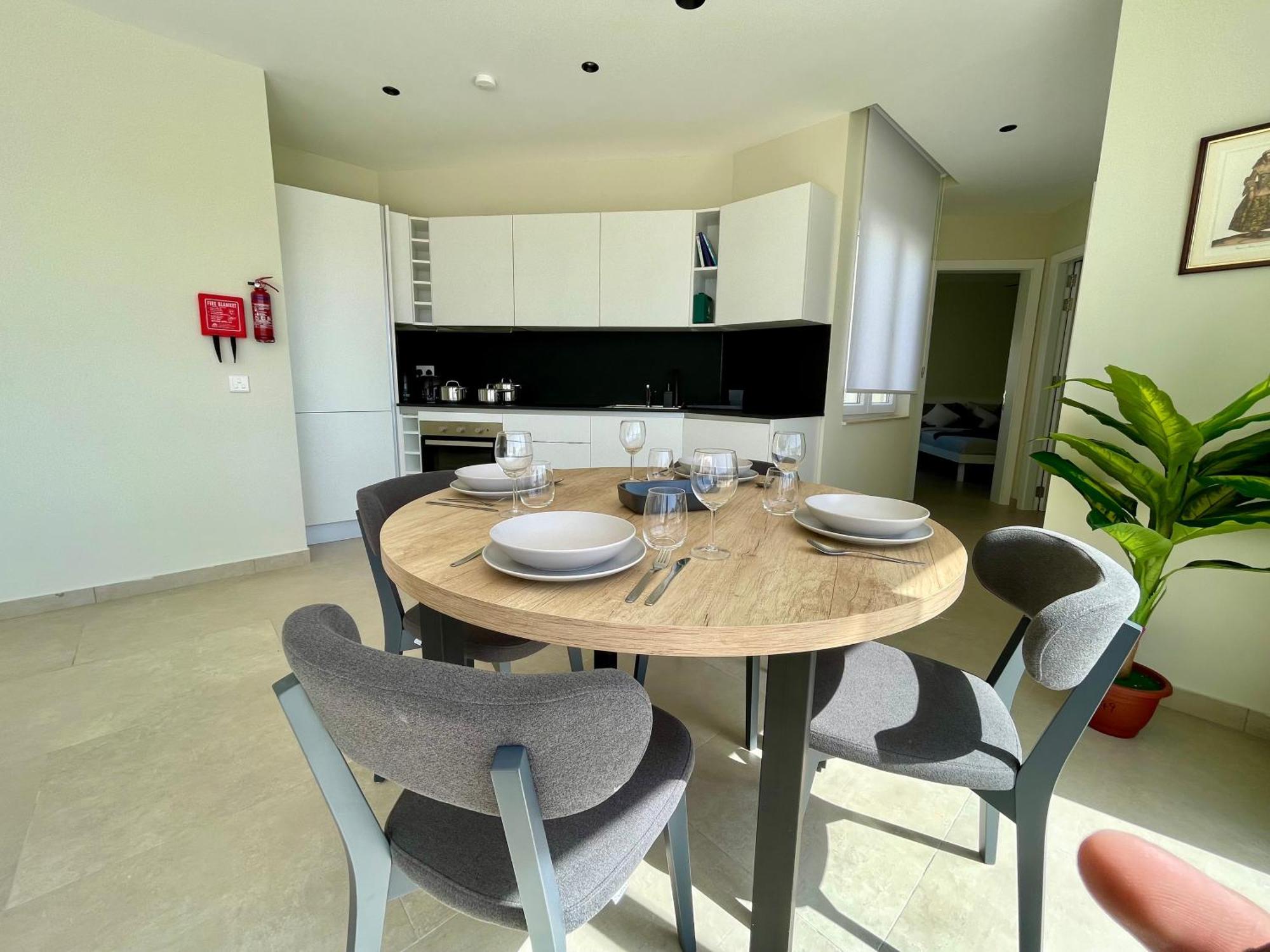 Bugibba Square Seafront Lux Apartments By Holi เซนต์พอลส์เบย์ ภายนอก รูปภาพ
